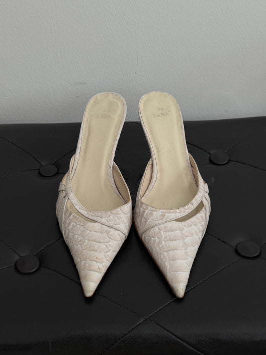 Zara Croc-Embossed White Leather Block Heel Mules — Y2K