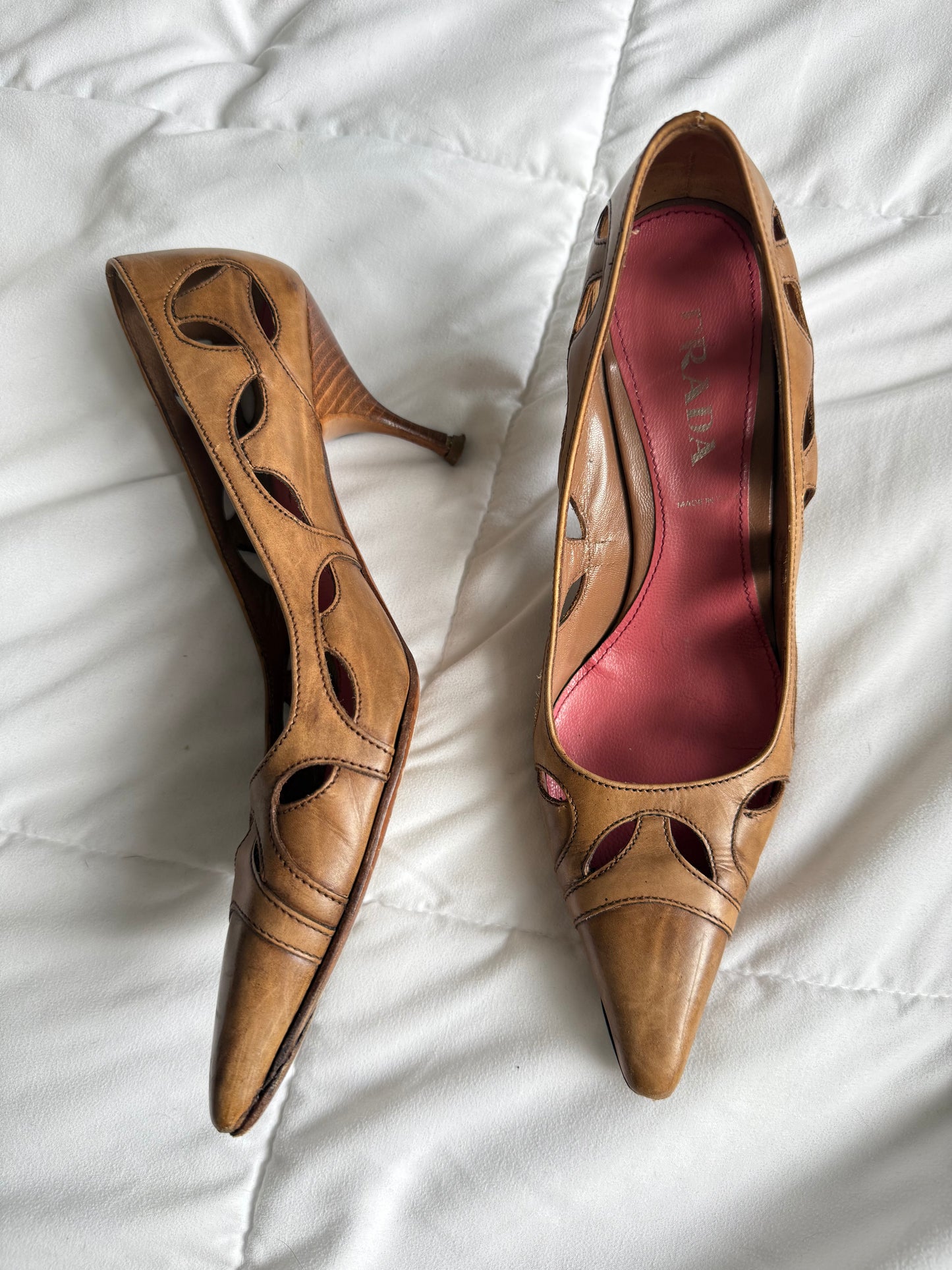 Prada Tan Leather Cutout Pumps — Early 2000s Miuccia Prada Era